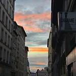 Appartement Lumineux En Plein Coeur De *